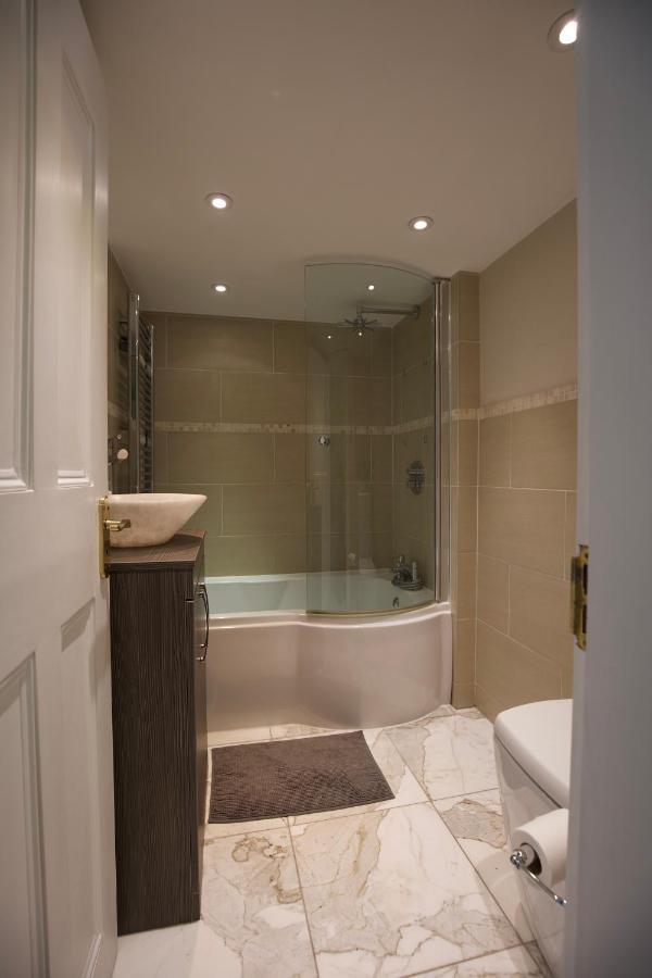 Large 2 Beds Flat Overlooking Clapham Common Park London Eksteriør billede